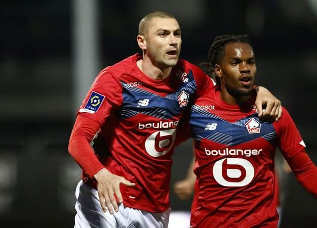 里尔再胜巴黎联合，稳固领先位置的简单介绍