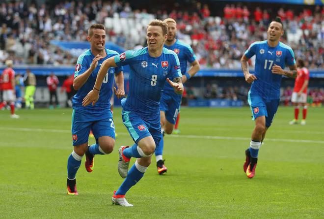 关于爱沙尼亚球员备战充分，集中备战决赛的信息