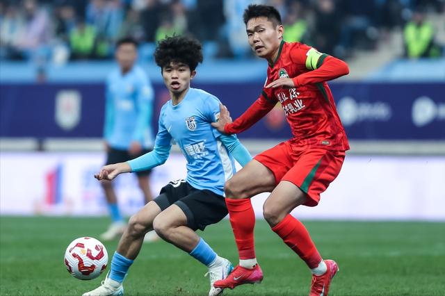 关于大连一方主场踢平对手，保持不败纪录的信息