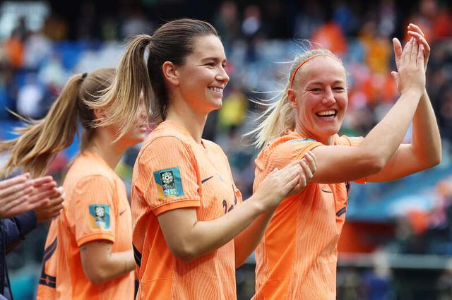 南非女足斗志昂扬，闯入女足世界杯决赛