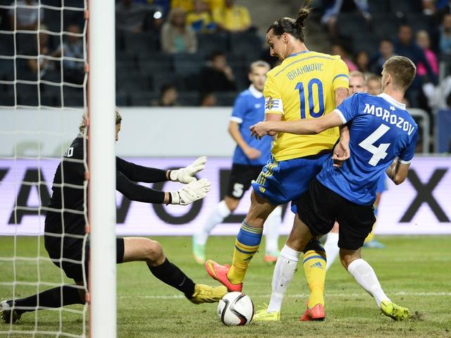 欧预赛直播：球员技战术全方位发挥迷倒现场的简单介绍