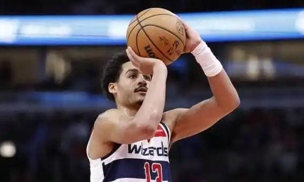 关于关键时刻：球员伤病情况成为焦点讨论的信息