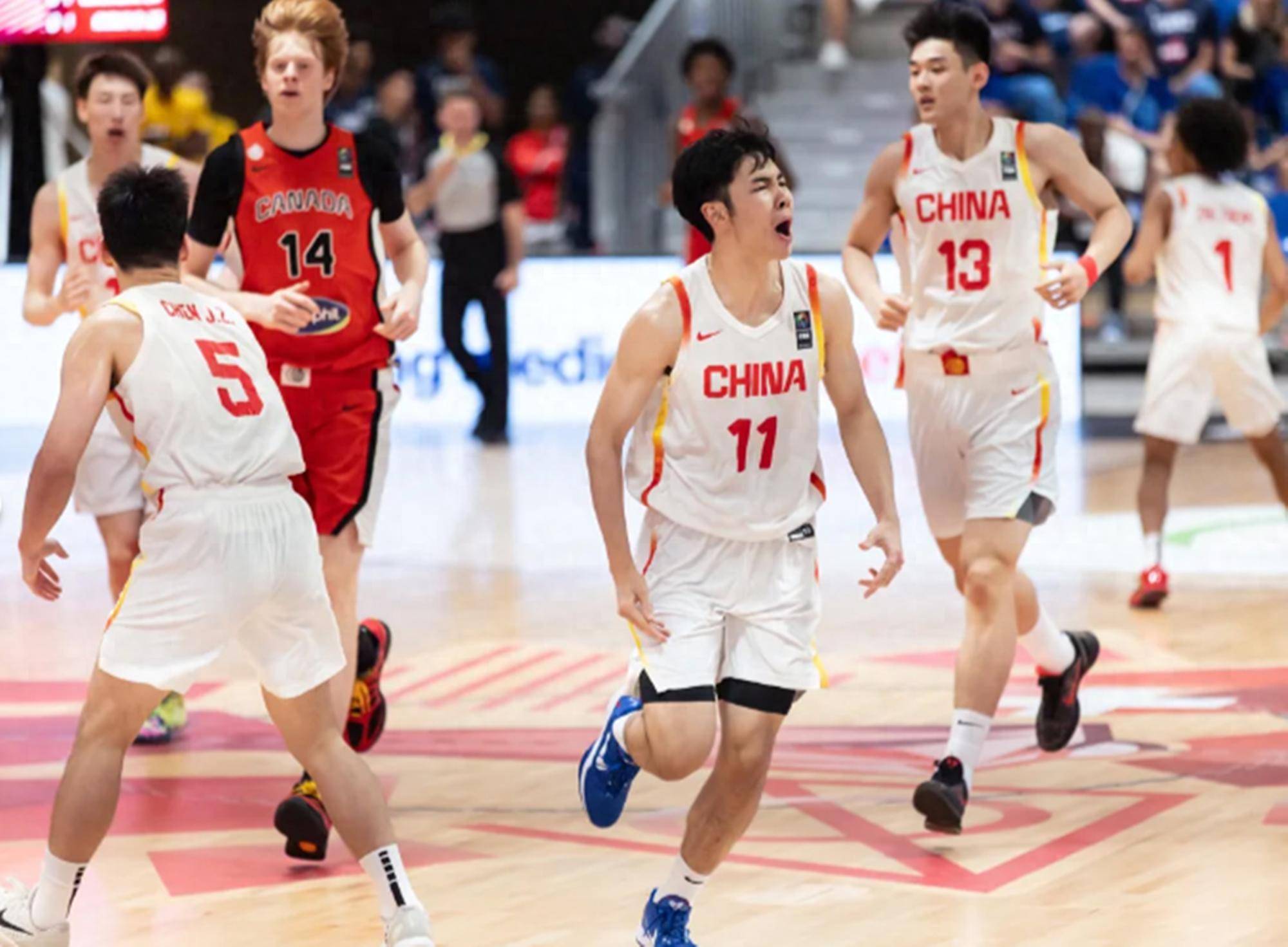 加拿大球员在国际比赛中展现出色表现