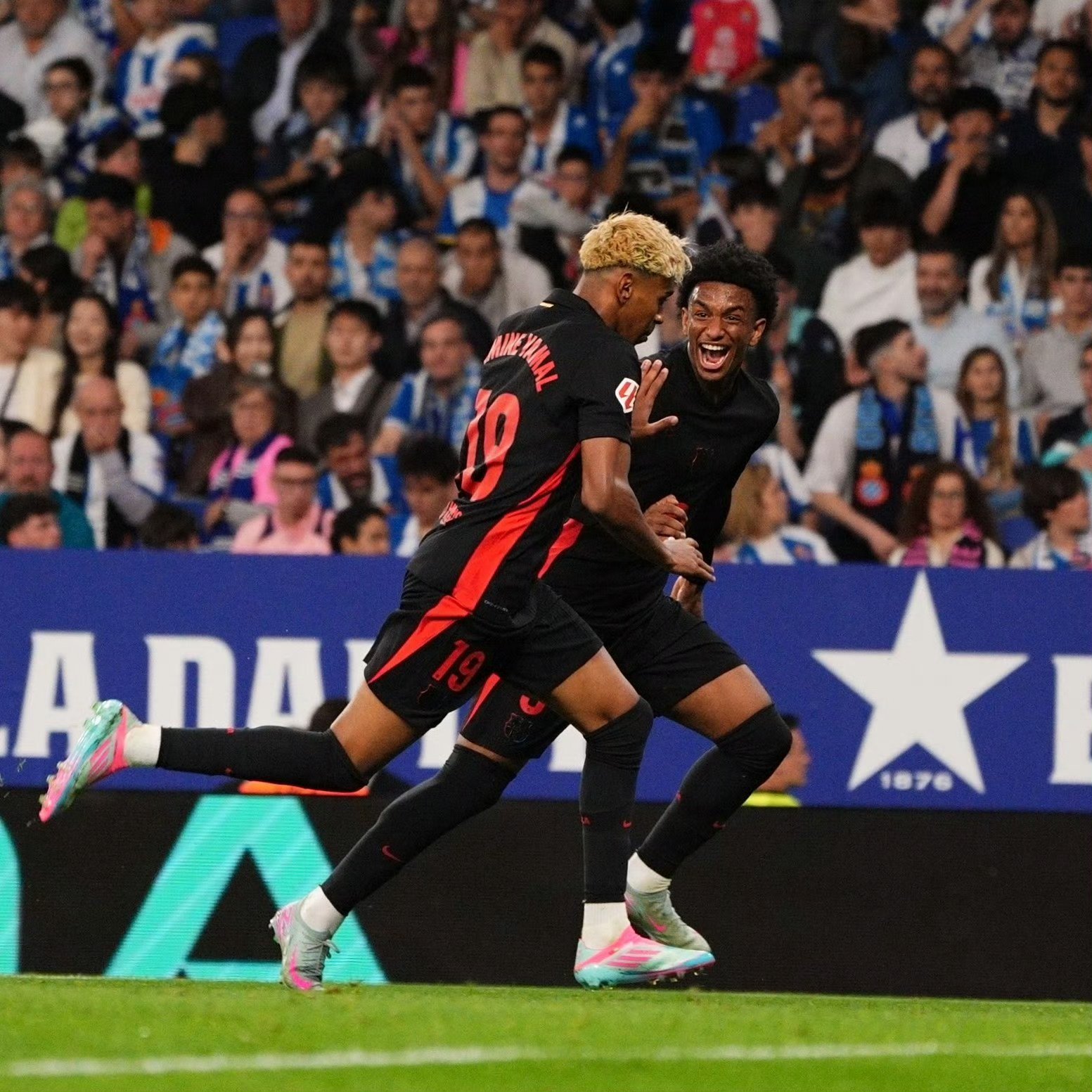 巴萨中场核心缺阵,球队失去控制力 巴萨中场核心缺阵,球队失去控制力