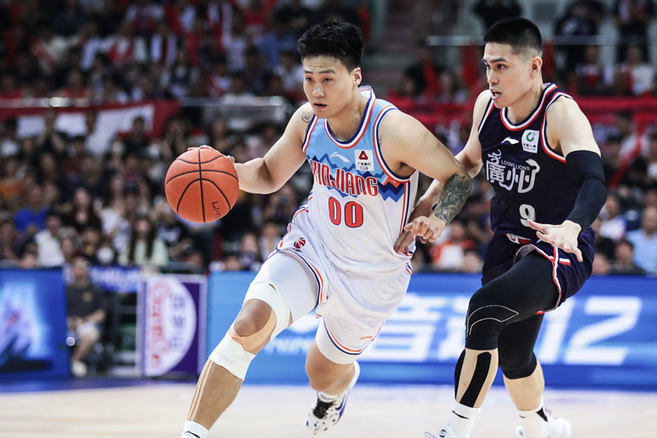 关于致胜关键！全队紧咬比分，晋级在望的信息